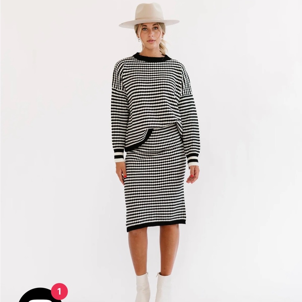 Fehnrvi Harper sweater skirt set